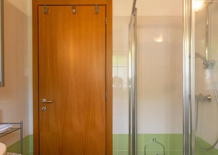 Azalea - Gla103 By Interhome Daire